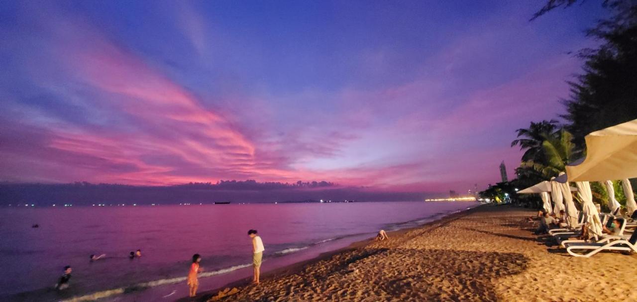 Laguna Beach Resort3 Pantai Jomtien Bagian luar foto